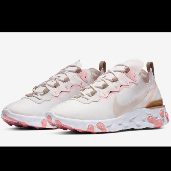 Nike Shoes - Nike React Element 55